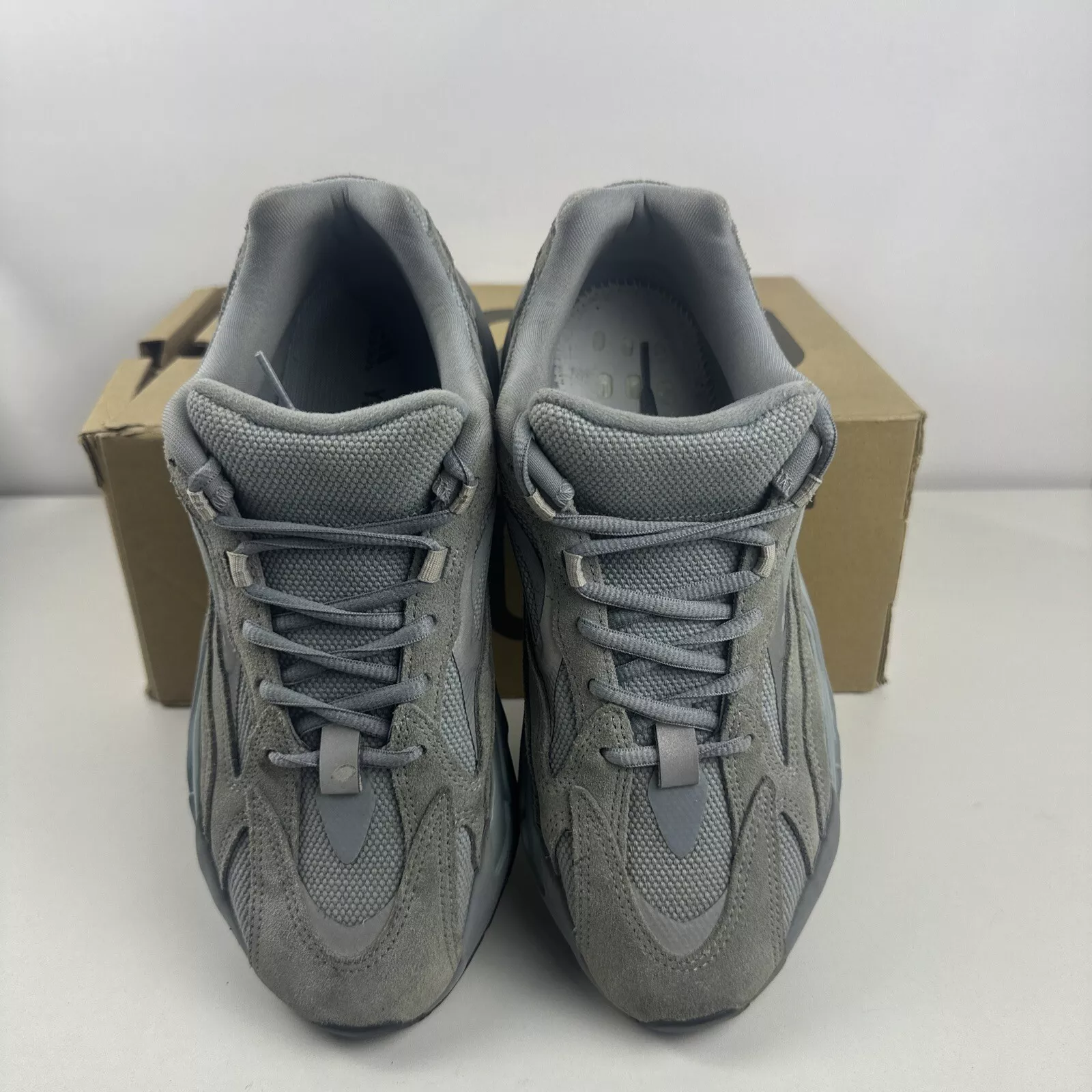 AH Adidas Yeezy Boost 700 V2 “Hospital Blue”Real Boost review ChyldofGod 02