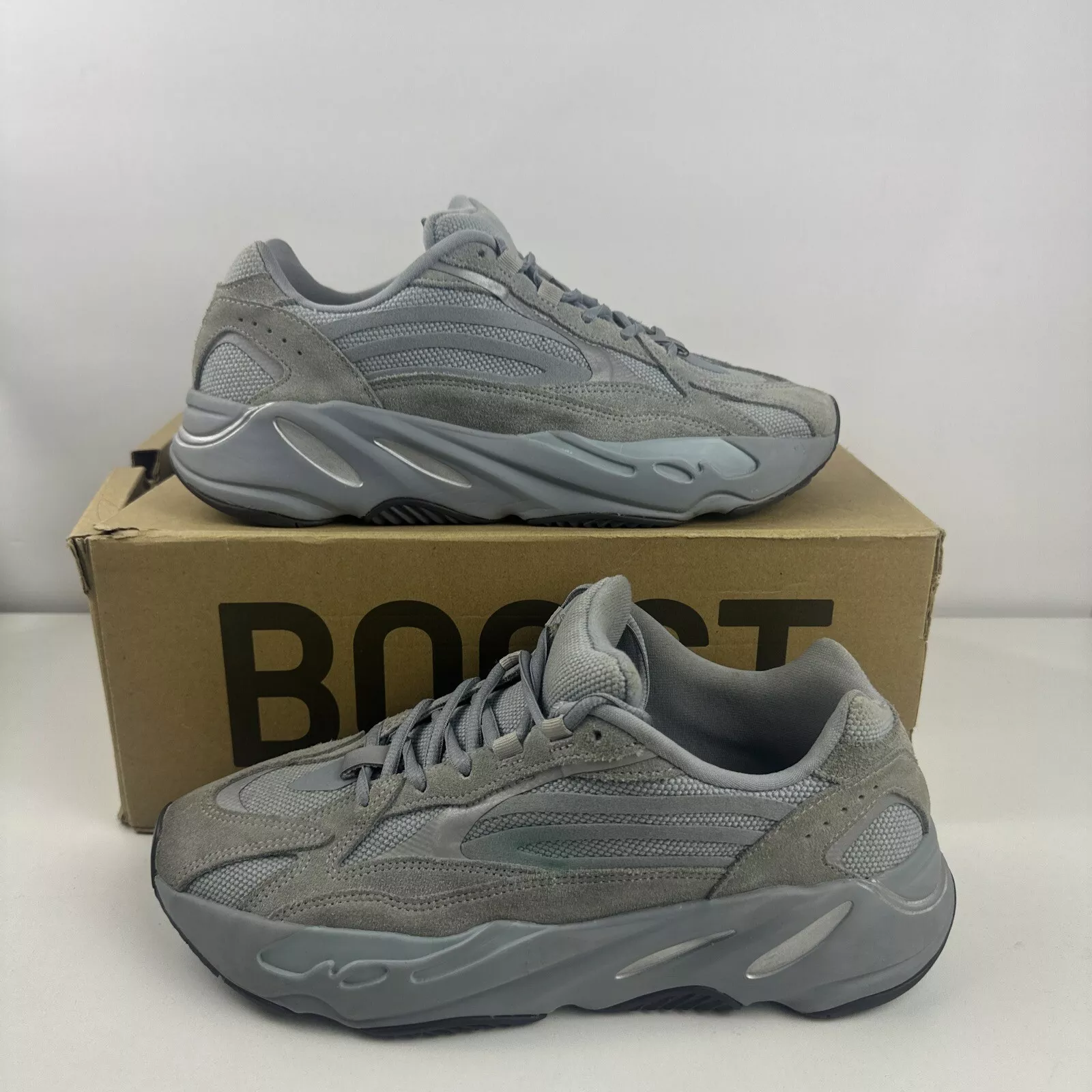 AH Adidas Yeezy Boost 700 V2 “Hospital Blue”Real Boost review ChyldofGod 03
