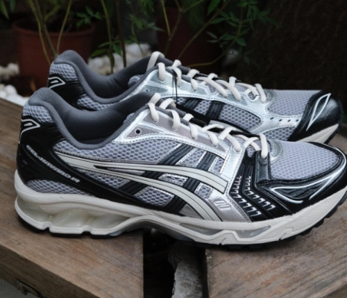Asics Gel Kayano 14 'Black Glacier Grey' review 