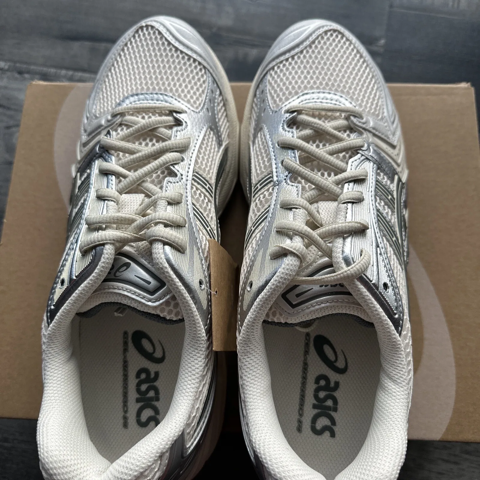 Asics Gel Kayano 14 'Birch Dark Pewter' review Ana Flores 02