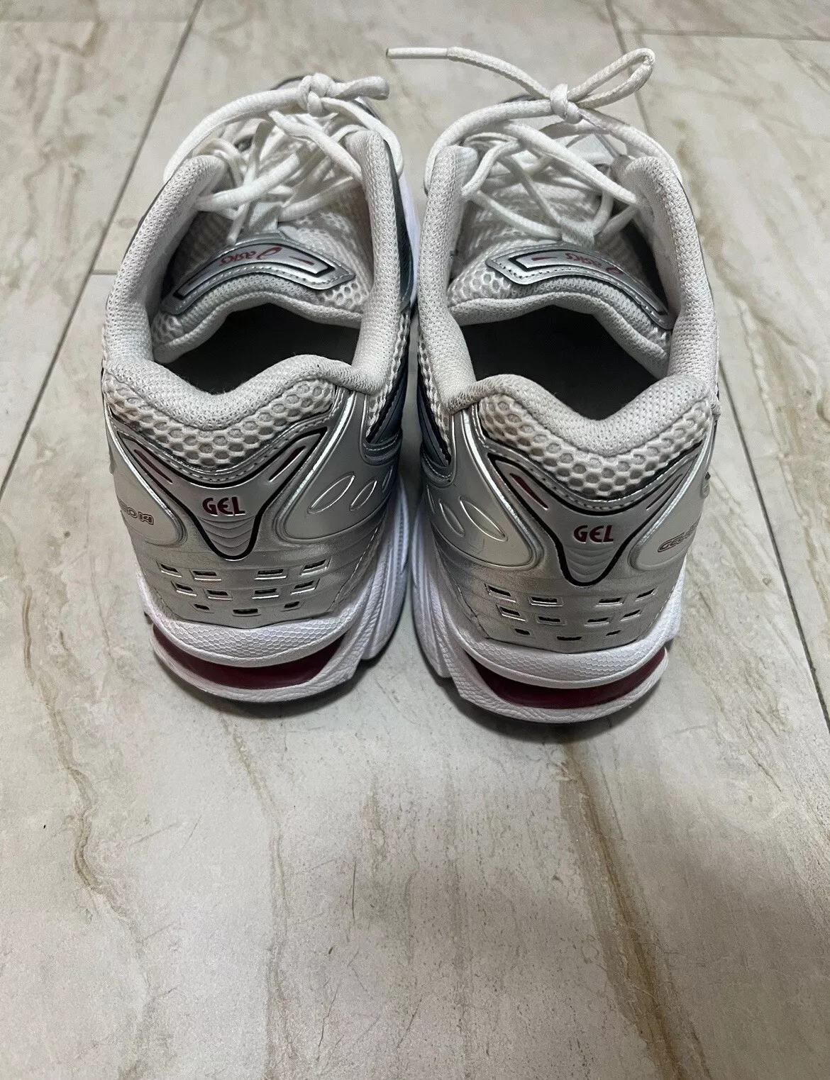 Asics Gel Kayano 14 'Pure Silver Red' review Carnegie girl 02