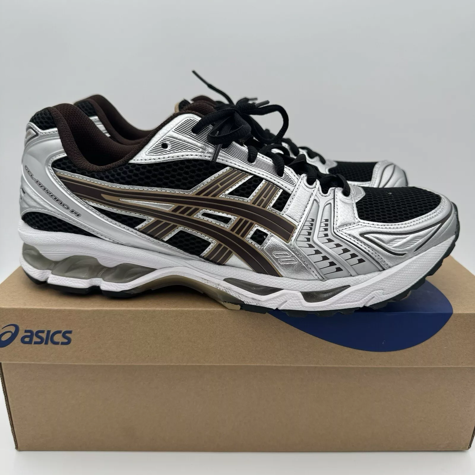Asics Gel Kayano 14 'Black Coffee' review Ana Flores 01
