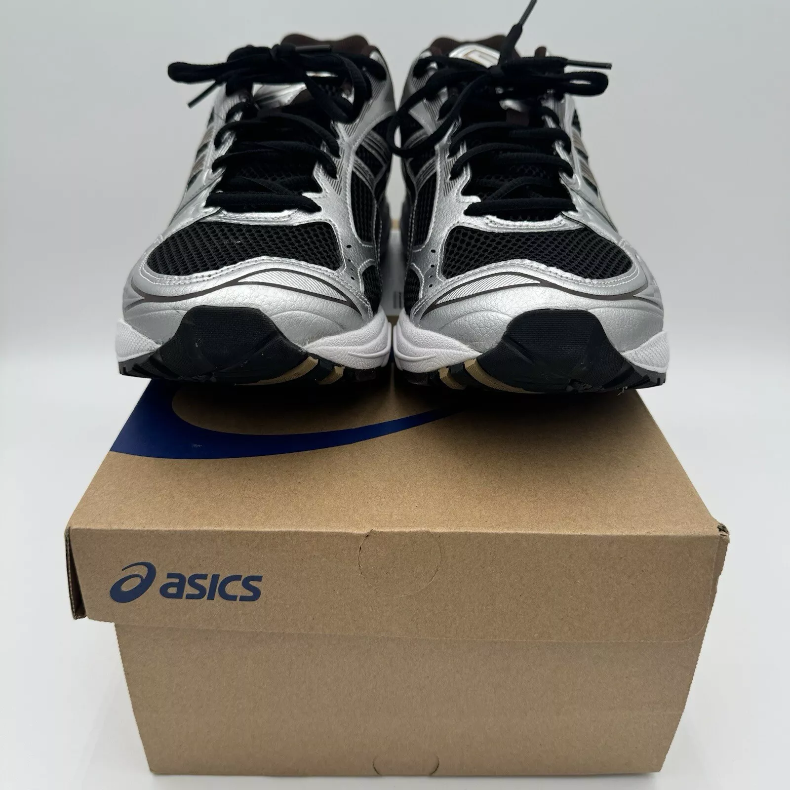 Asics Gel Kayano 14 'Black Coffee' review Ana Flores 02