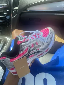 Asics Gel Kayano 14 'Pink Glow' review Reyes