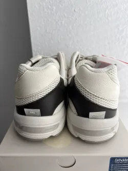  HAL STUDIOS x Gel 1130 'Glacier' review Reyese 01