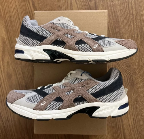 HAL STUDIOS x Gel 1130 'Earth review 