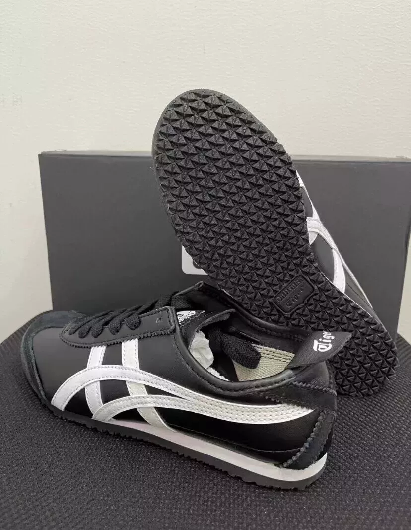 Onitsuka Tiger Mexico 66 'Black White' 2023 review Justrekin2 01