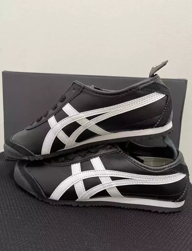 Onitsuka Tiger Mexico 66 'Black White' 2023 review Justrekin2 02