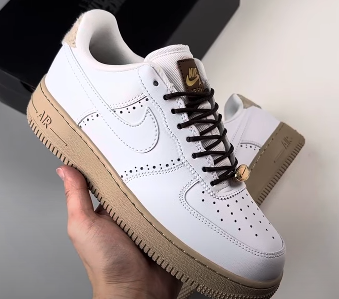 QF  Nike Air Force 1 Low White Light Drown review Edward Ancharski 02