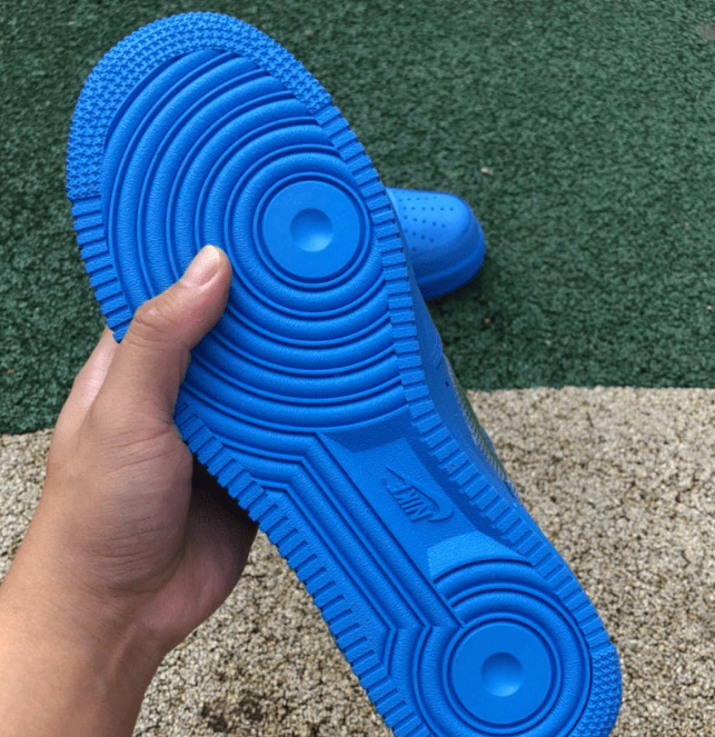 TS OFF White X Air Force 1 ’07 Low MCA review David Higginbotham 02