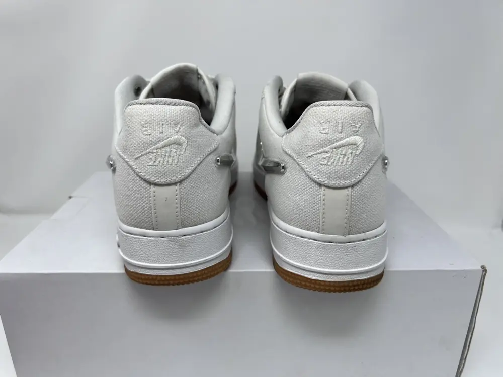 TS Travis Scott x Nike Air Force 1“Sail” review Koran 01