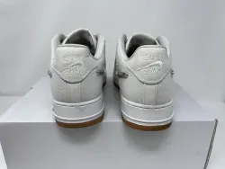 TS Travis Scott x Nike Air Force 1“Sail” review Koran 01