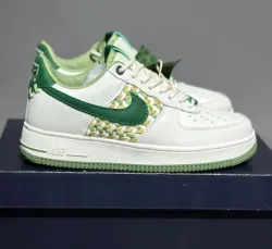 QF Nike Air Force 1 Low NAI-KE Sail Gorge Green Pistachio review Levi 01