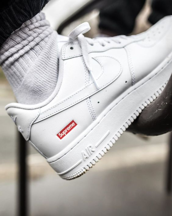 TS Supreme x Air Force 1 Low White review Tommy