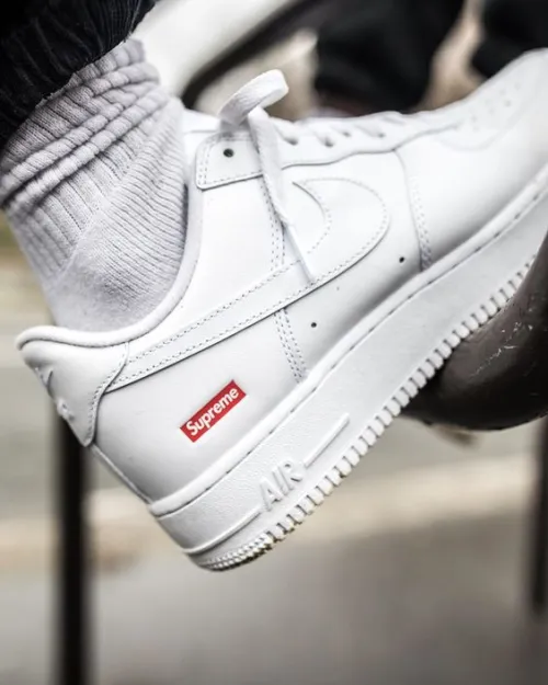 TS Supreme x Air Force 1 Low White review 