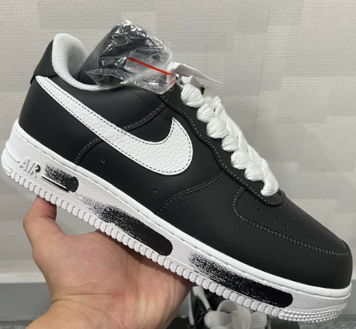 OG PEACEMINUSONE x Nike Air Force 1“Para-noise” review Tara P. 02