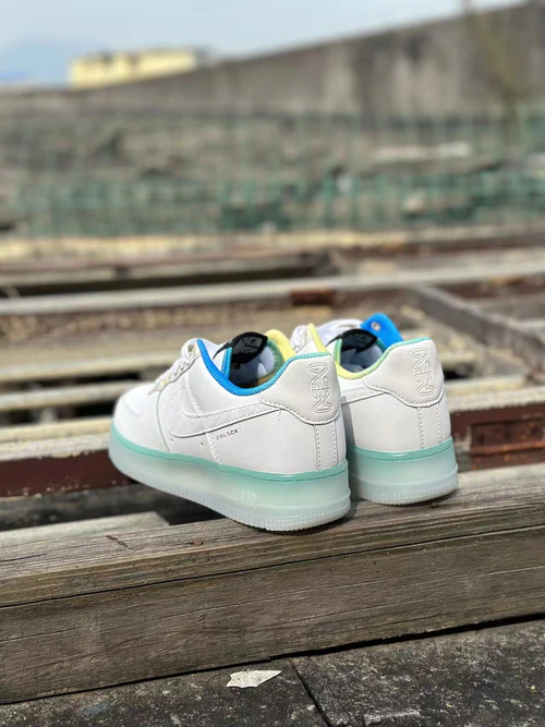 QF Air Force 1 Low White Ice Blue review Kindle Customer 01