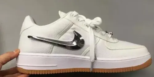 TS Travis Scott x Nike Air Force 1“White” review 
