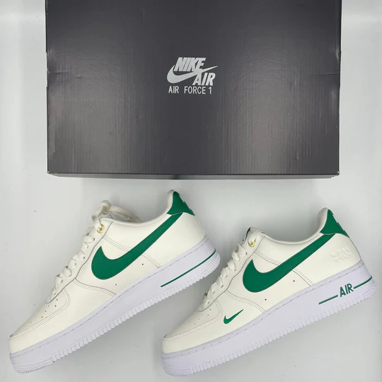 QF Nike Air Force 1’07 Low Beige Green review David jumper 02