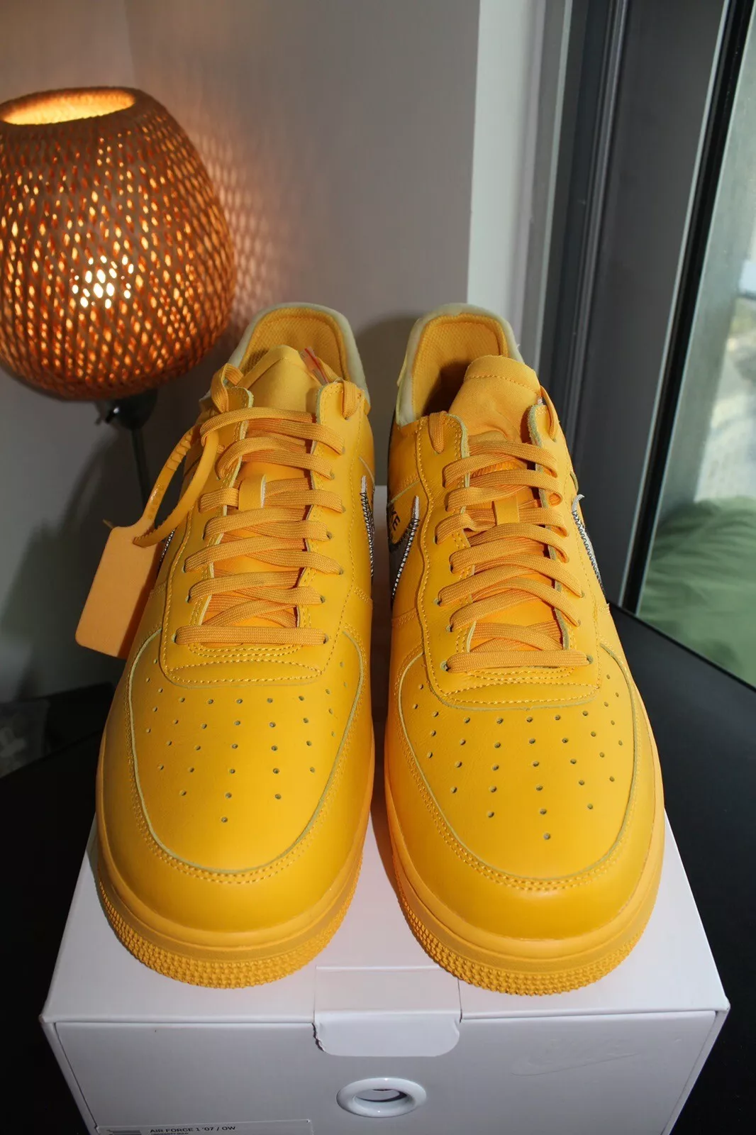 GB Off-White x Nike Air Force 1 Low University Gold review María yamira 02