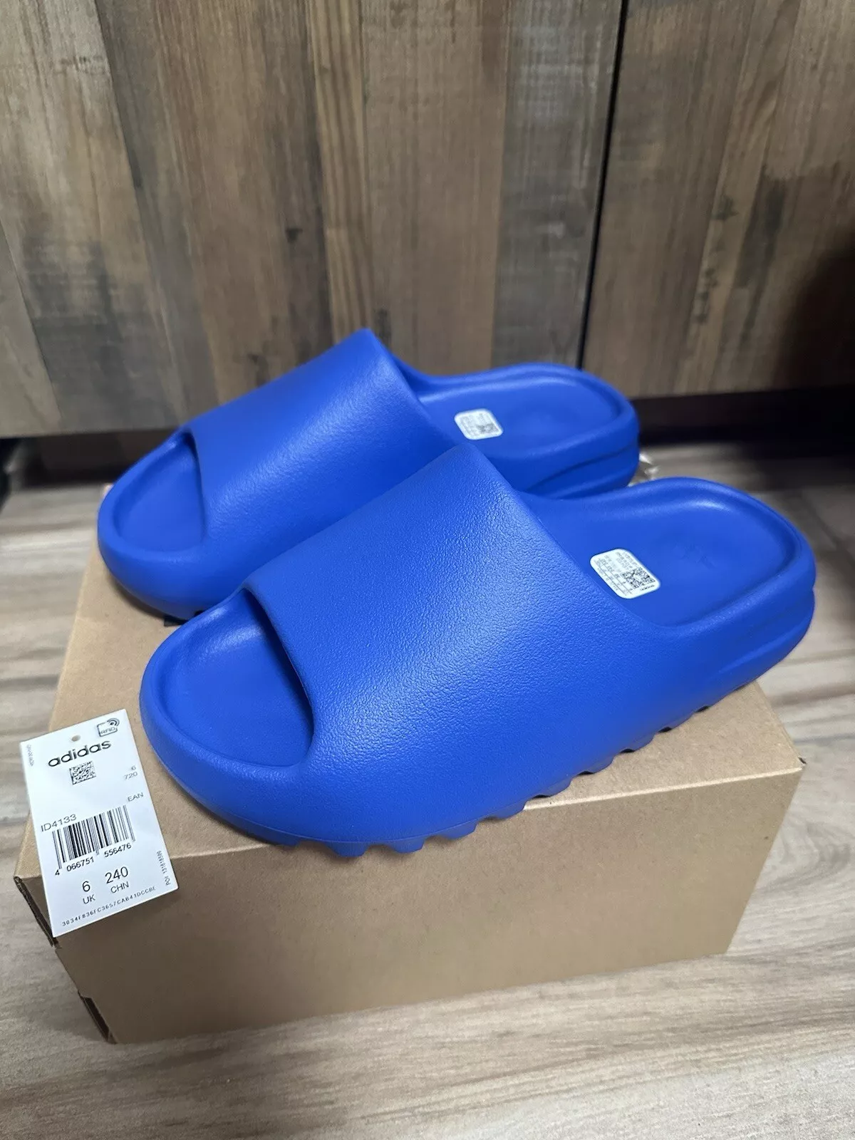 Adidas Yeezy Slide Blue review Jeffrey Parker 01