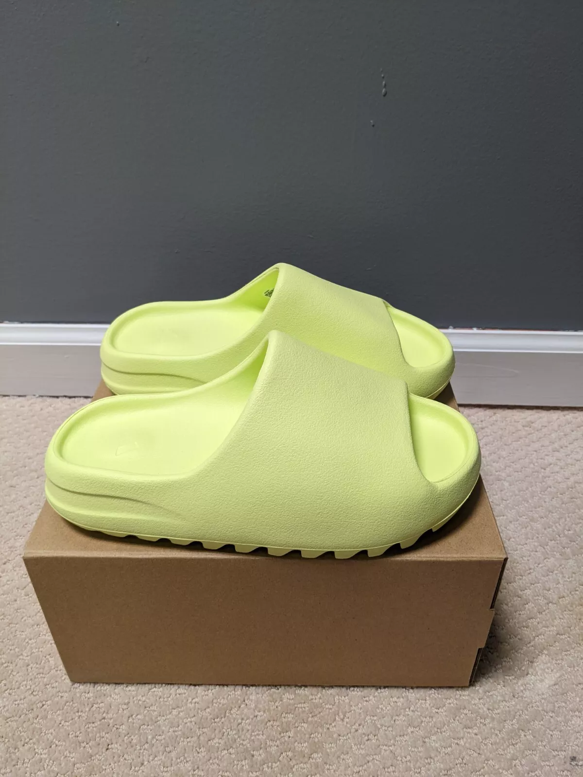 Adidas Yeezy Slide Glow Green review 1