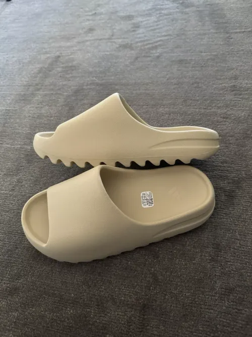 Adidas Yeezy Slide Bone review 