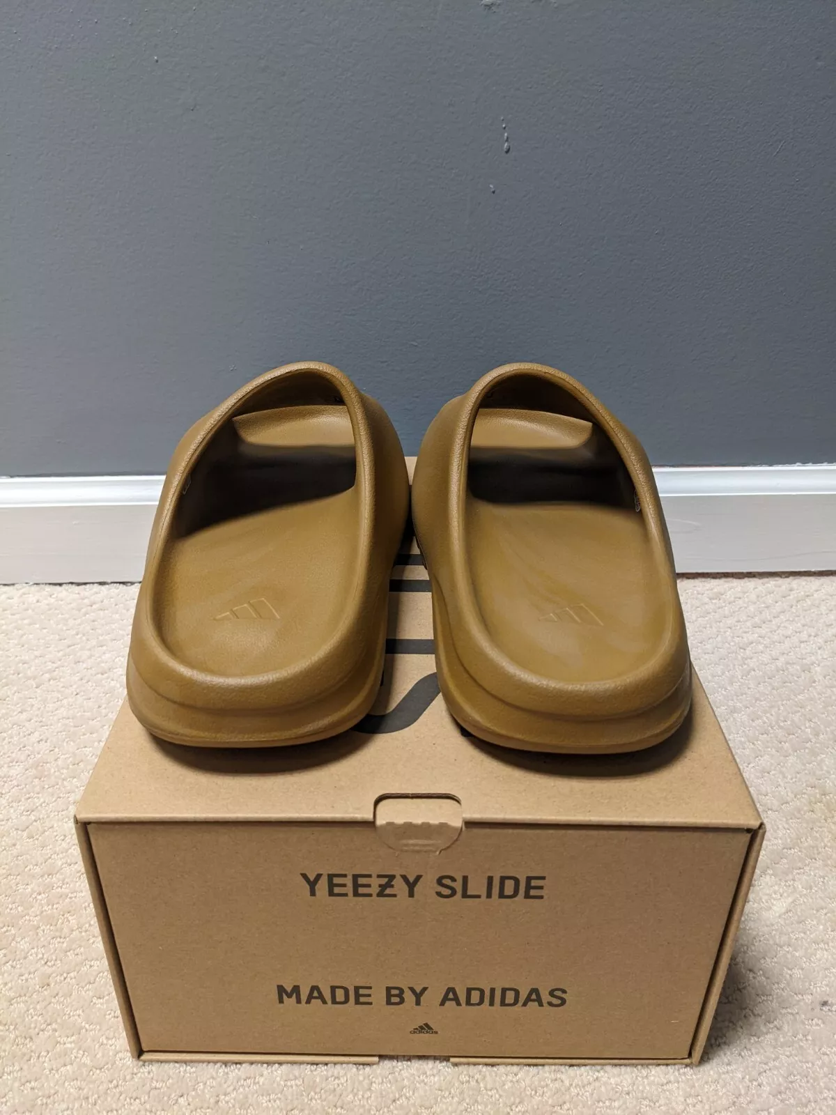 Adidas Yeezy Slide Ochre review Pablo Coleote 02
