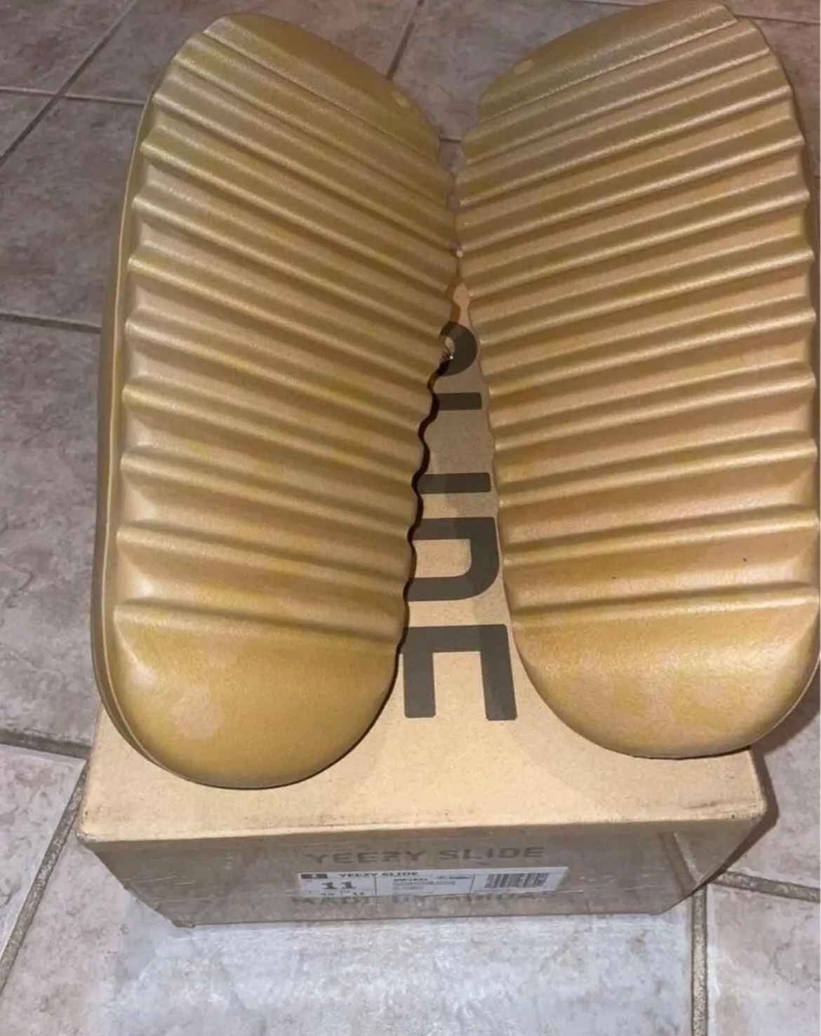 Adidas Yeezy Slide Ochre review David jumper 01