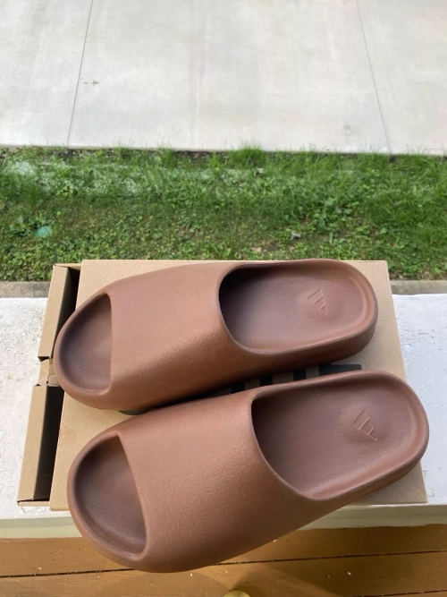 Adidas Yeezy Slide Flax review 