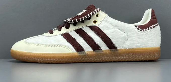 Adidas Originals Samba Vegan OG White Haired Horse review Debby 01