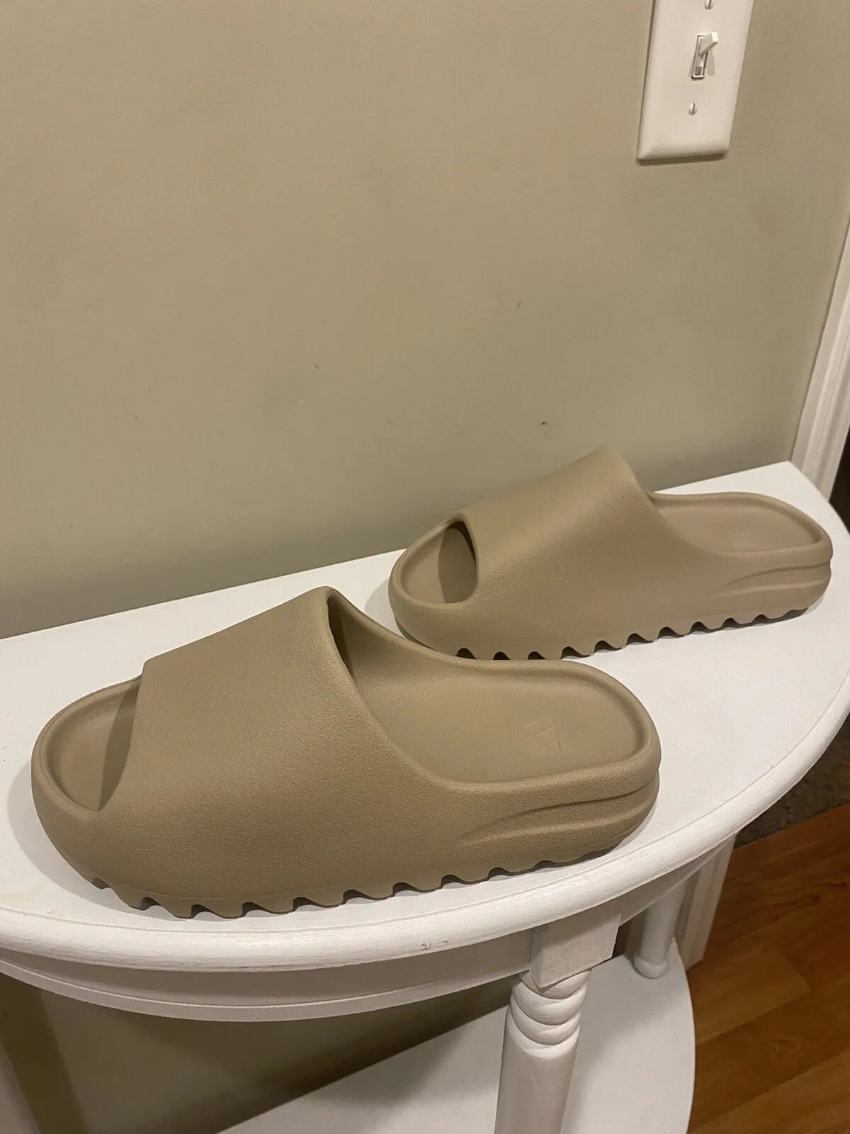 XP Adidas Yeezy Slide Pure review Josue g.