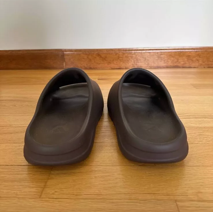 Adidas Yeezy Slide Soot review Joseph mobo 02