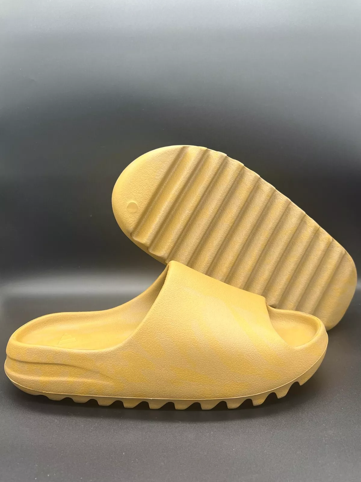 Adidas Yeezy Slide DESSAN review CMposh 02
