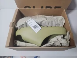 XP Adidas Yeezy Slide Resin review Kim 02