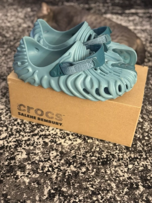 CRV Saleke Bembury x Crocs Pollex Clog Blue review 