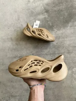 Adidas Yeezy Foam Runner Ochre review  Brandon Fleshman 01