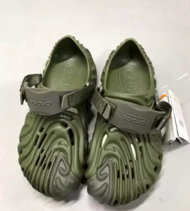 CRV Saleke Bembury x Crocs Pollex Clog Cucumber review 0