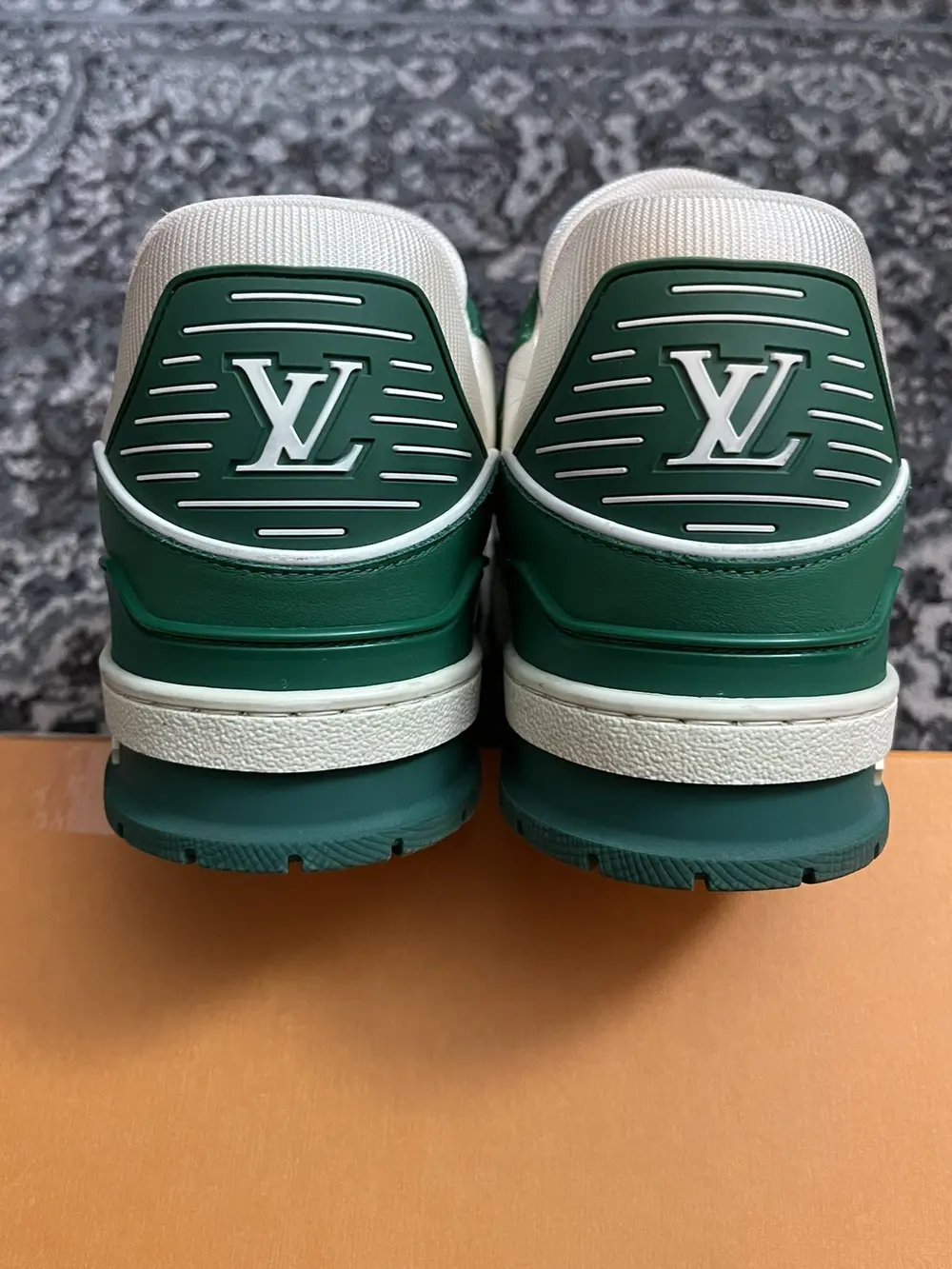 Louis Vuitton Trainer White Green review Ava Ben-Simon 02