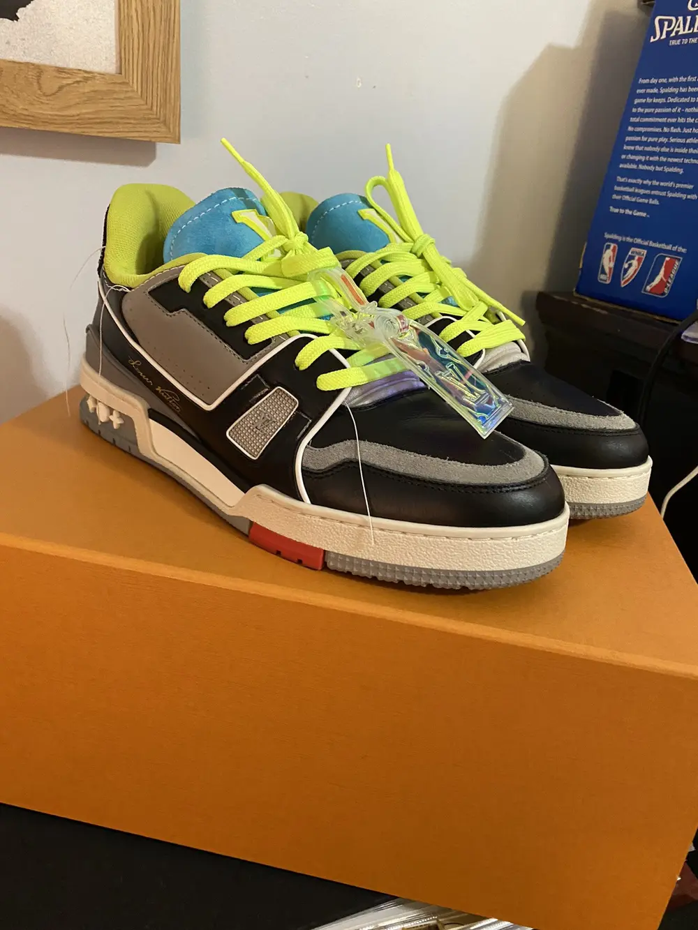 Louis Vuitton Trainer Green (Show) review Luis Perez arias 01