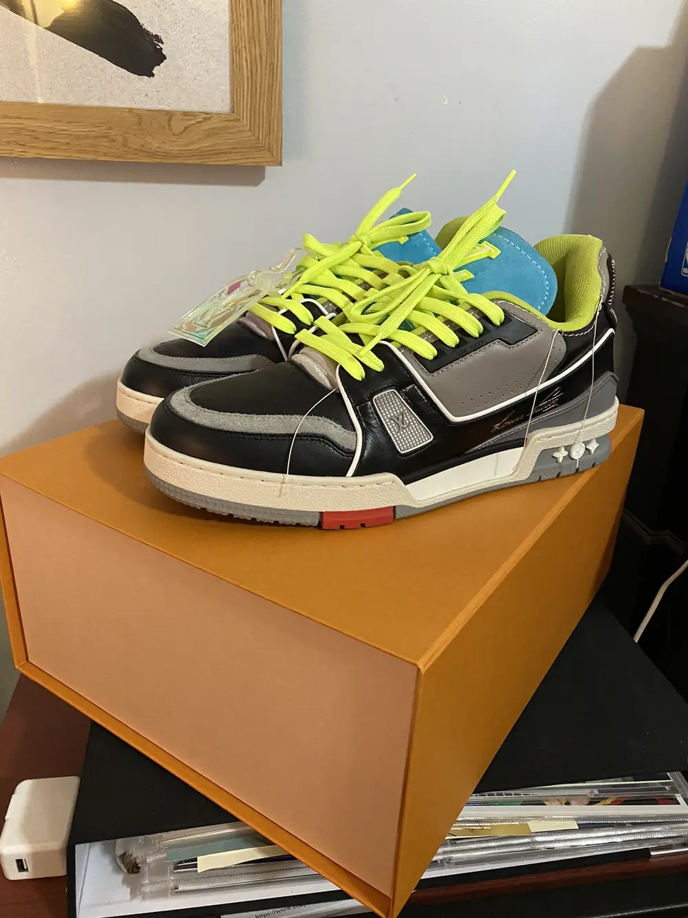 Louis Vuitton Trainer Green (Show) review Luis Perez arias 02