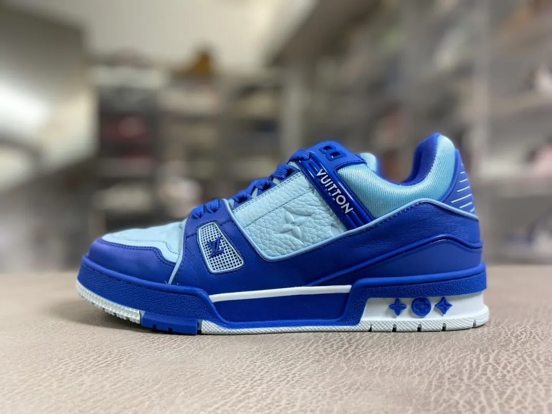 Louis Vuitton Trainer White Blue review Tina 02