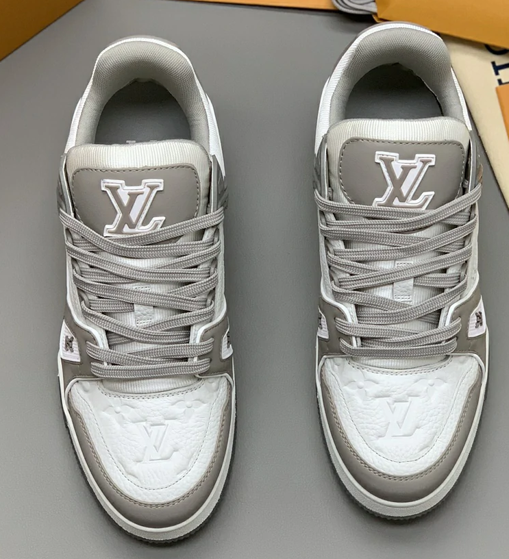 Louis Vuitton Trainer Grey White  review James 01