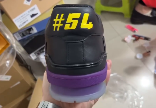 Louis Vuitton Trainer Laser Orange review Mike 01