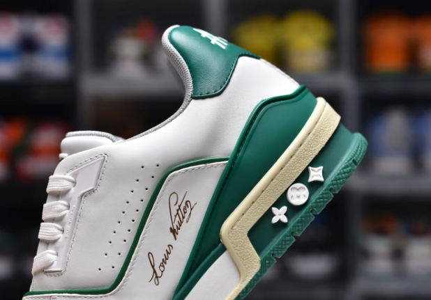 Louis Vuitton Trainer White Green  review Bodi 01