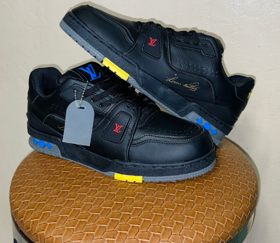 Louis Vuitton Trainer Black  review Tony