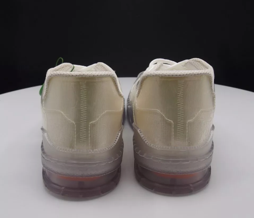 Louis Vuitton Trainer Monogram review Maryda 02