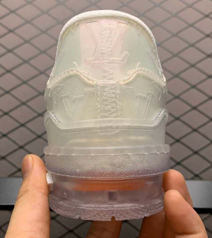 Louis Vuitton Trainer Monogram review Lucy 02