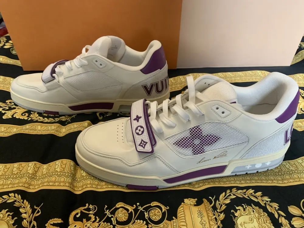 Louis Vuitton Trainer Purple review Luies 01