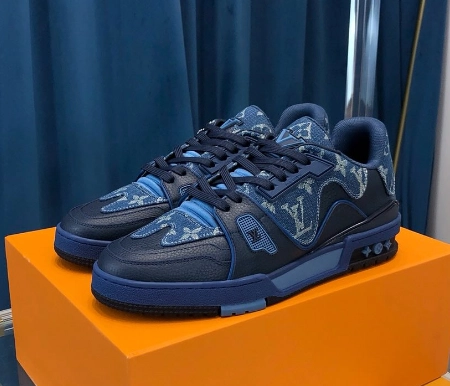 Nigo x Louis Vuitton Trainer Blue review 